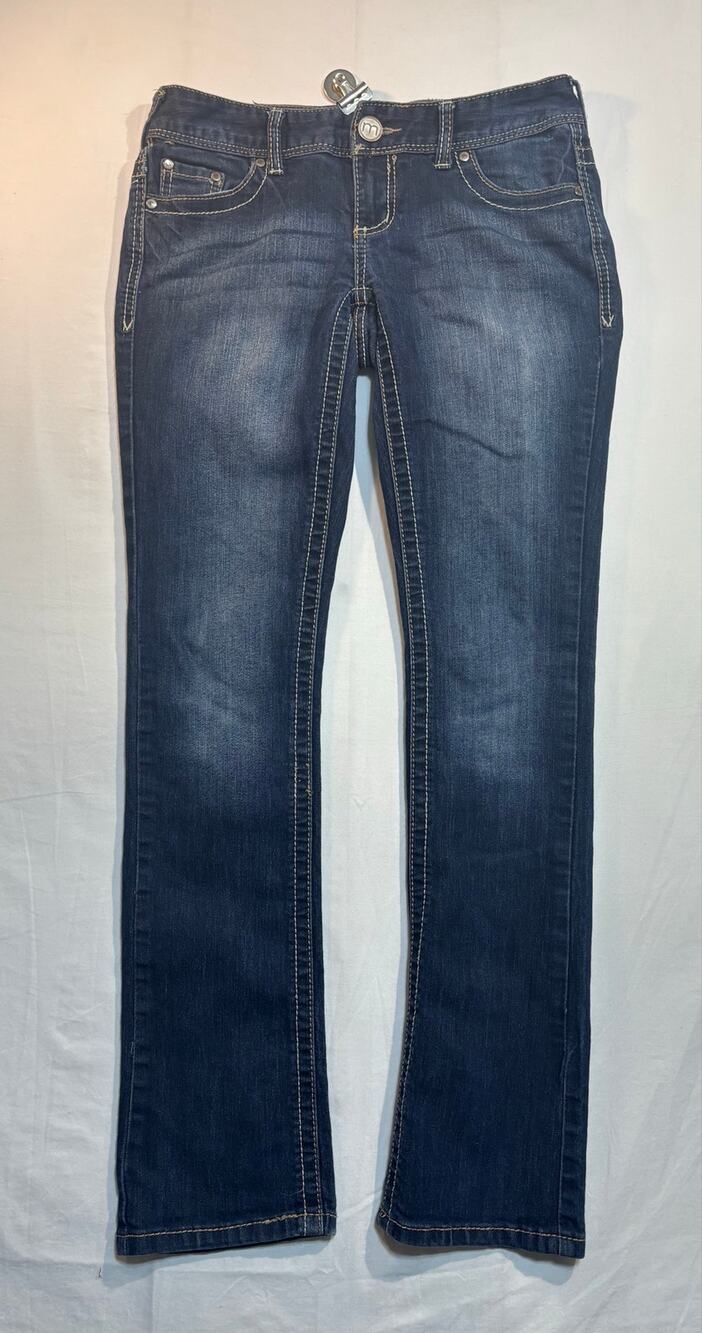 Maurices Women’s Straight Leg Jeans Size 1/2 Regular Dark Wash Stretch Denim